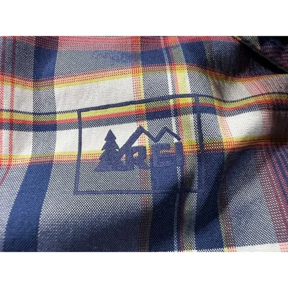REI Co-op Women's Medium Blue Plaid Button Up Vented Hiking Shirt Roll Tab L/S - Picture 8 of 11